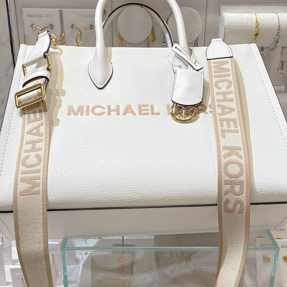 Michael Kors Mirella Medium East West Pebbled Leather Tote Shopper Bag MK EW
NWT - Picture 15 of 16